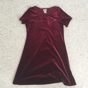 Vintage Red Short Sleeve Velvet Dress